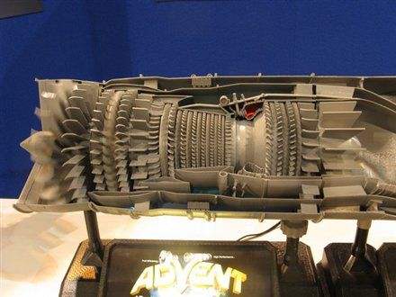 仲巴县发动机模型