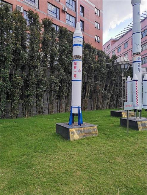 仲巴县航天航空模型